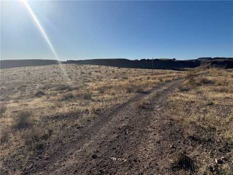 Douglas Ave, Kingman, AZ 86401