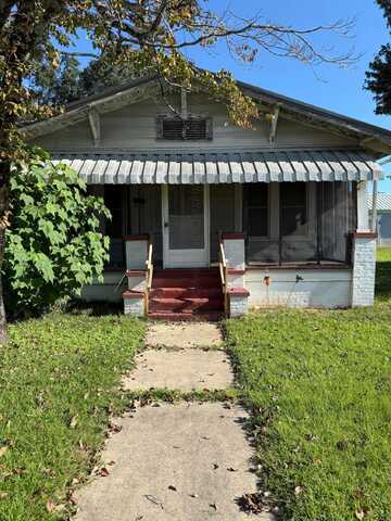 308 COLUMBUS St, Fayette, AL 35555