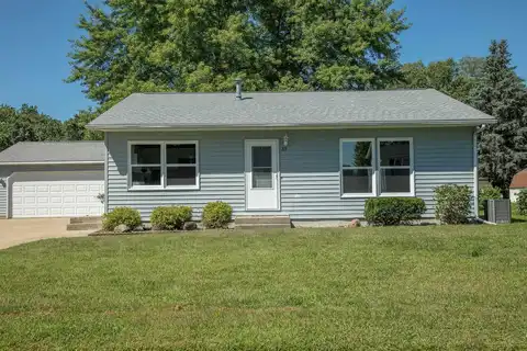 215 Elm Street, Waverly, IA 50677