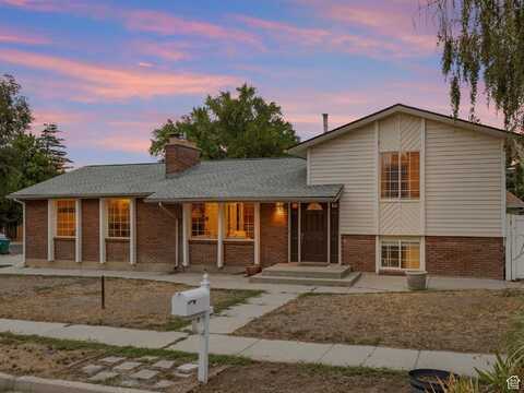 887 E CHARIOT S, Sandy, UT 84094