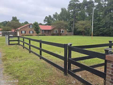 5919 Sidbury Road, Castle Hayne, NC 28429