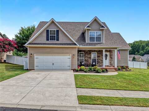 29 Hidden Springs Lane, Taylors, SC 29687