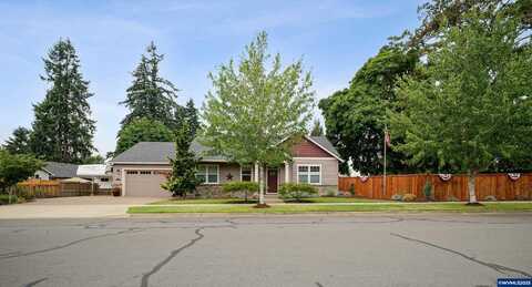 1005 Highland Dr, Stayton, OR 97383