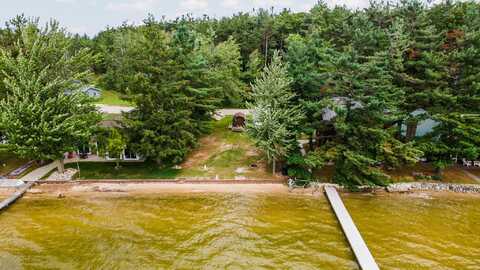4710 Hadley Avenue, Gaylord, MI 49735