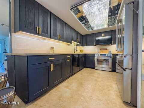 7820 E CAMELBACK Road, Scottsdale, AZ 85251