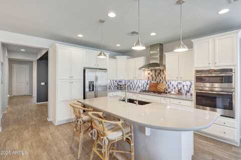 10008 E TAMERY Avenue, Mesa, AZ 85212
