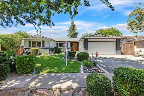 5041 Golden Rd, Pleasanton, CA 94566