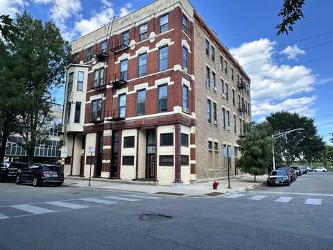 1237 N. Noble Street, Chicago, IL 60642