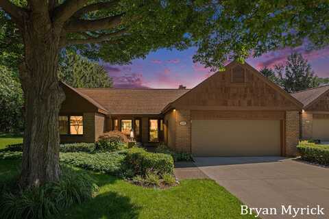 305 FOXCROFT CIRCLE, HOLLAND, MI 49423