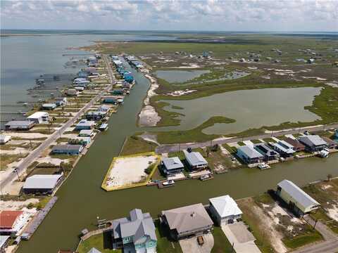 284 Kingfish Drive, Rockport, TX 78382