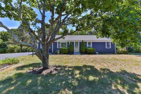 61 Branch Terrace, Marstons Mills, MA 02648