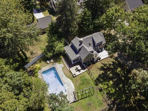 23 Willow Lane, South Yarmouth, MA 02664