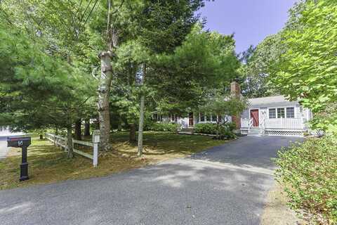 5 Carl Gardner Road, Monument Beach, MA 02553