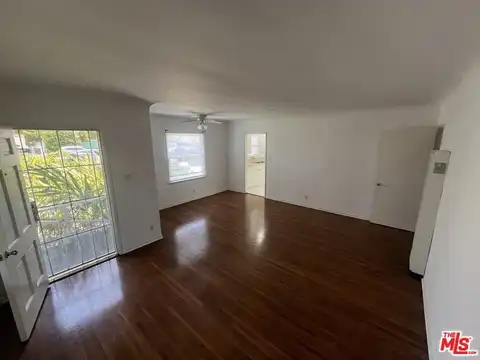 4225 Campbell Dr, Los Angeles, CA 90066