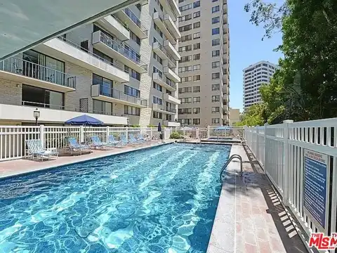 10535 Wilshire Blvd, Los Angeles, CA 90024