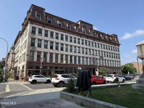 5 Broadway, Troy, NY 12180