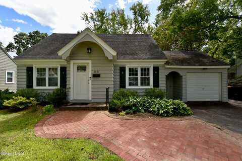 2032 Hoover Road, Niskayuna, NY 12309