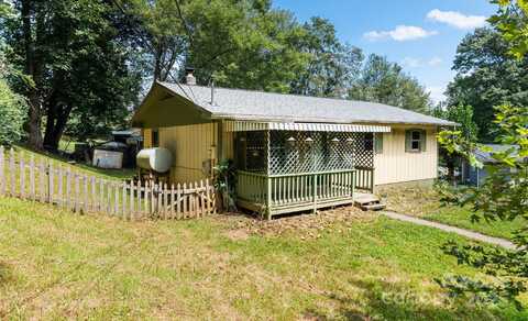 106 Culpepper Drive, Waynesville, NC 28786