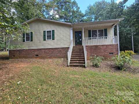 129 Conestoga Court, Mount Gilead, NC 27306