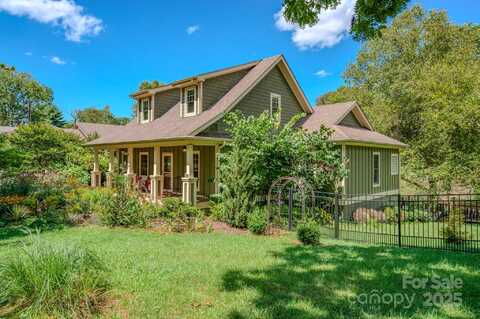 37 Moore Street, Weaverville, NC 28787