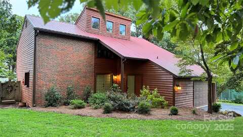 114 Rustic Hills Circle, Bessemer City, NC 28016