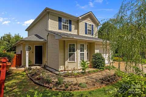 3755 Brookchase Lane, Charlotte, NC 28205