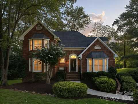 8000 Greencastle Drive, Charlotte, NC 28210