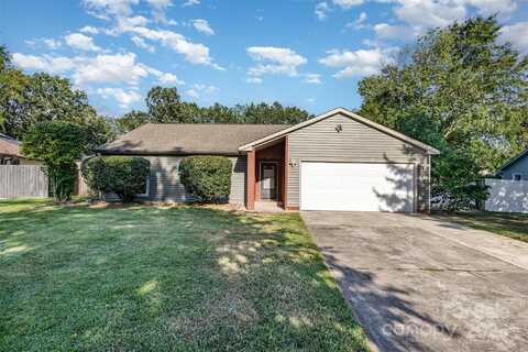 10709 Coachman Circle, Charlotte, NC 28277
