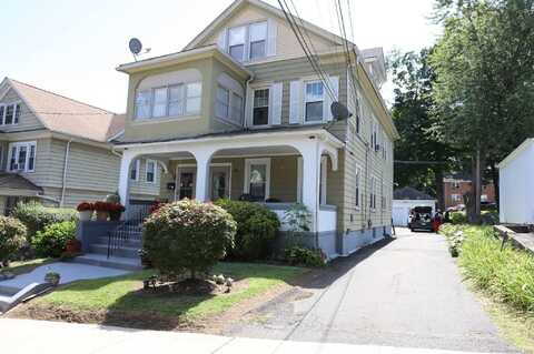 11 Pershing Street, Hartford, CT 06112