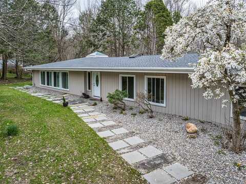141 Gurleyville Road, Mansfield Center, CT 06268