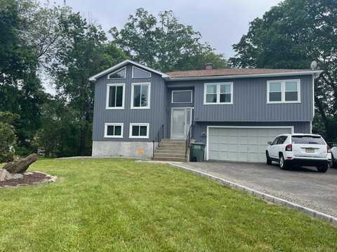 45 Rogerson Circle, Bridgeport, CT 06606
