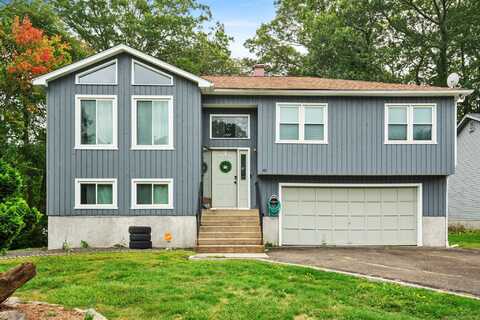 45 Rogerson Circle, Bridgeport, CT 06606