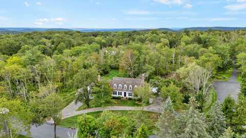 5 Bridgeworth Lane, Sherman, CT 06784