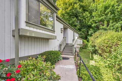 127 Heritage Village, Southbury, CT 06488