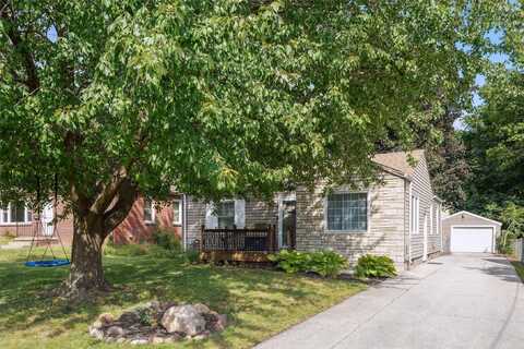 4143 11th Street, Des Moines, IA 50313