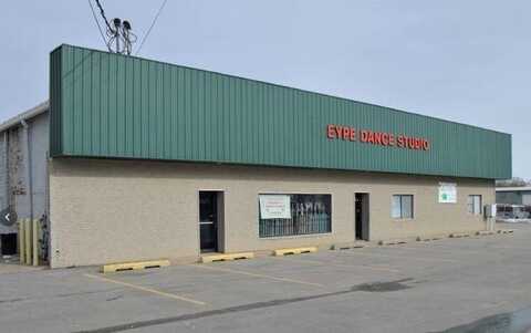 606 E Army Post Road, Des Moines, IA 50315