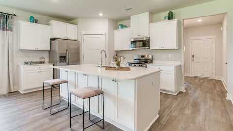 8638 RUSSELLCROSS BLVD, Pensacola, FL 32507