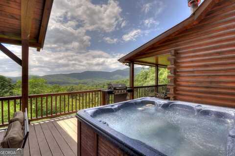 470 Gobbler Knob DR, Ellijay, GA 30540