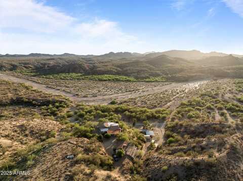 27610 W Gill Road, Morristown, AZ 85342