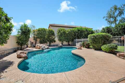 700 N NEVADA Way, Gilbert, AZ 85233
