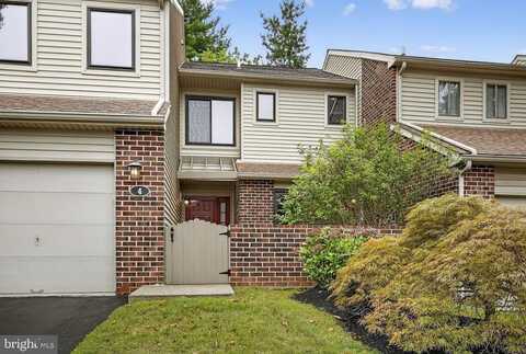 4 STIRLING COURT, CHESTERBROOK, PA 19087