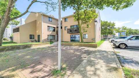 600 PACIFIC Ave, Atlantic City, NJ 08401