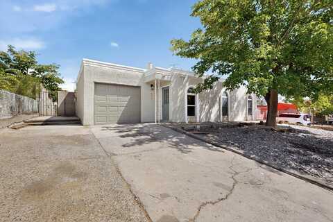 412 SESAME Street SW, Albuquerque, NM 87121