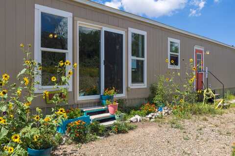 82 Saddle Spur E Road, Edgewood, NM 87015