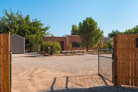 2203 CANDELARIA Road NW, Albuquerque, NM 87107