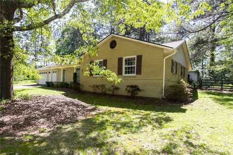 3720 Sunny Hill Drive, Loganville, GA 30052