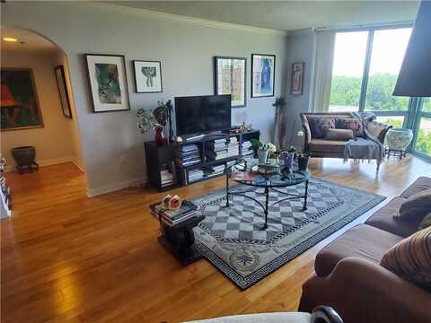 2870 Pharr Court South NW, Atlanta, GA 30305
