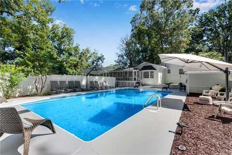 4296 High Street N, Buford, GA 30518