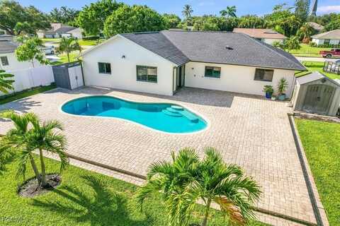 49 Willoughby Drive, Naples, FL 34110