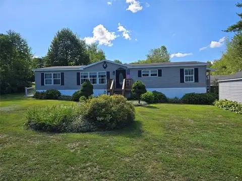 25669 PINEWOODS Road, Waterford, PA 16441